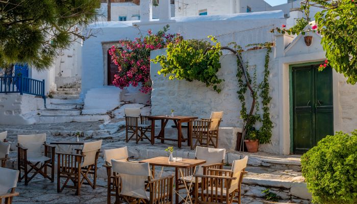 Ρομαντικές στιγμές για δύο στην Αμοργό